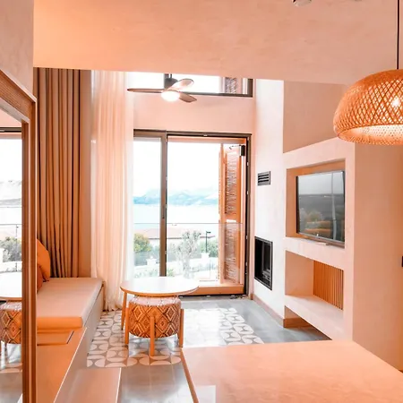 Novva (adults Only) קס